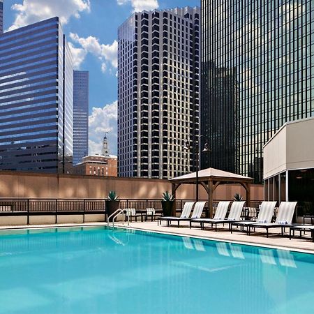 Sheraton Dallas Hotel Exterior foto