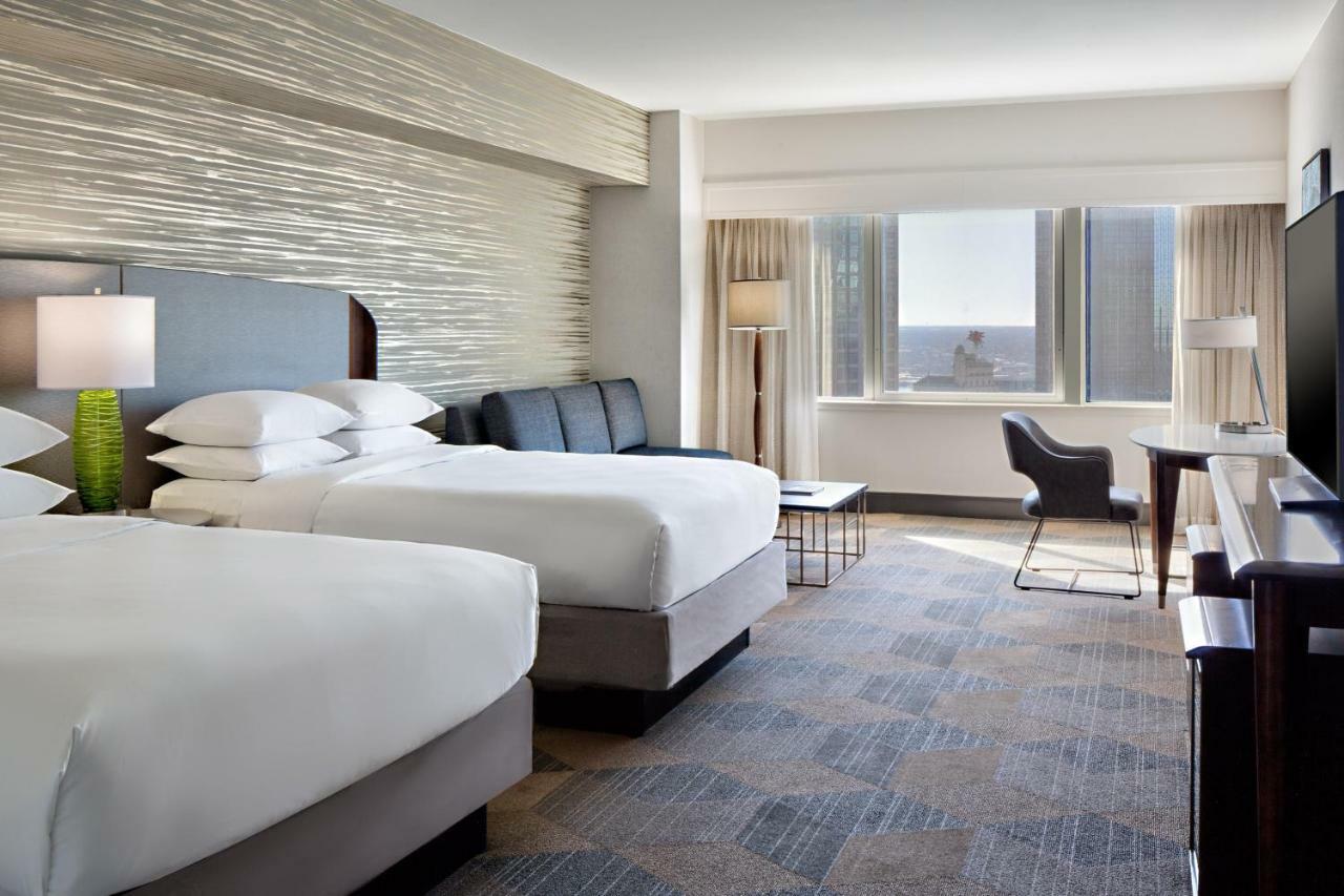 Sheraton Dallas Hotel Exterior foto